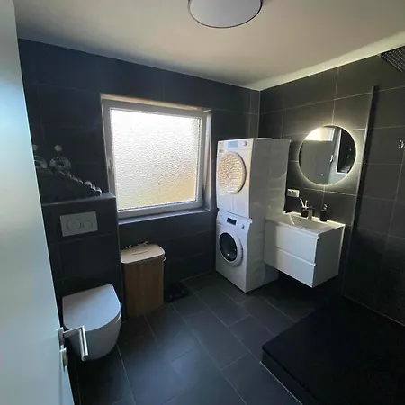 Modern Deluxe Apartment Muhlheim am Main